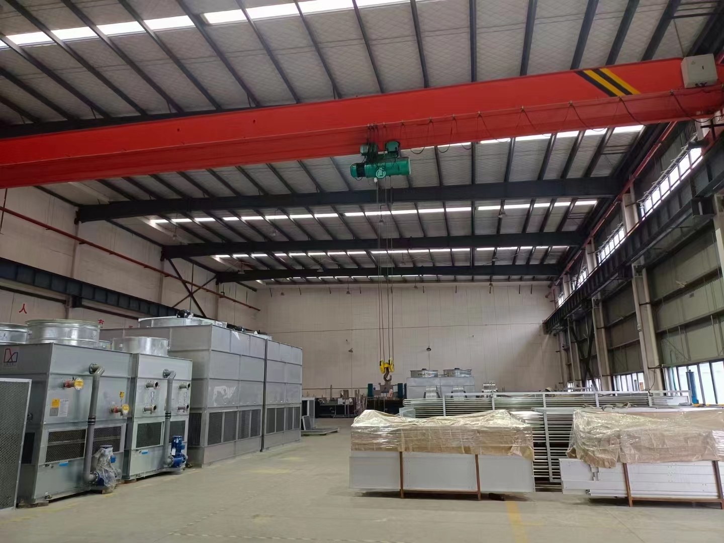 <a href=http://www.xzswsl.com/product/bishi/ target=_blank class=infotextkey>閉式冷卻塔</a>噪聲控制